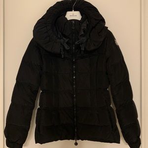 Moncler Goose Down Size 1